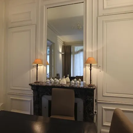 Vieux Apartment *