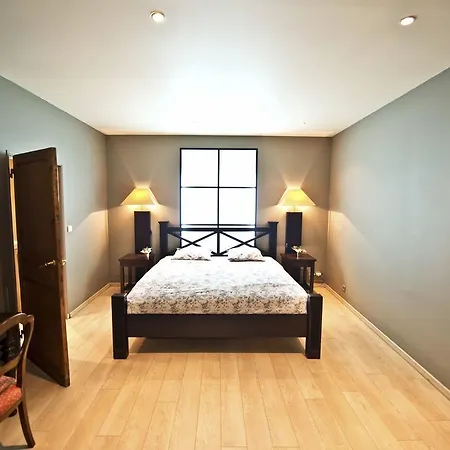 Vieux Apartment *
